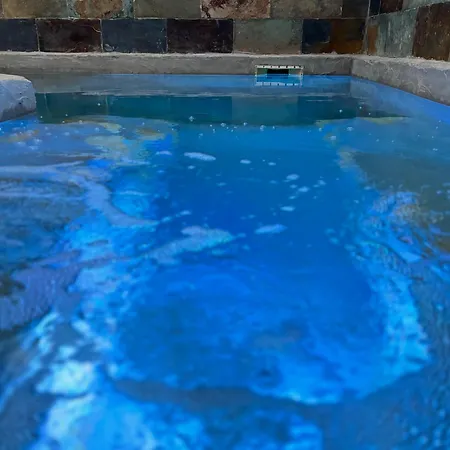 Chalet Insolite Bois Cailloux Avec *
