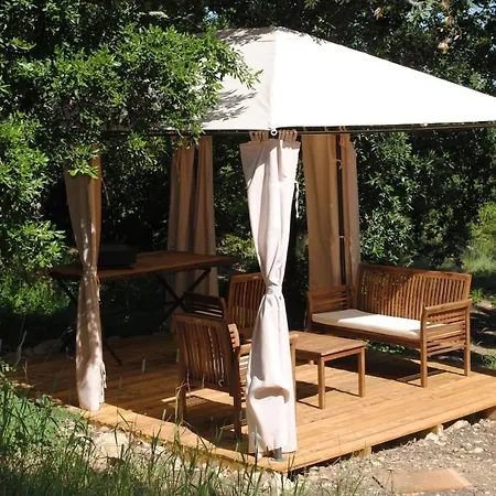 Insolite Bois Cailloux Avec Chalet