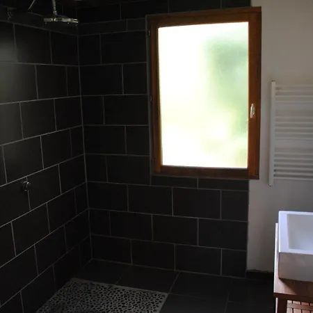 Chalet Insolite Bois Cailloux Avec